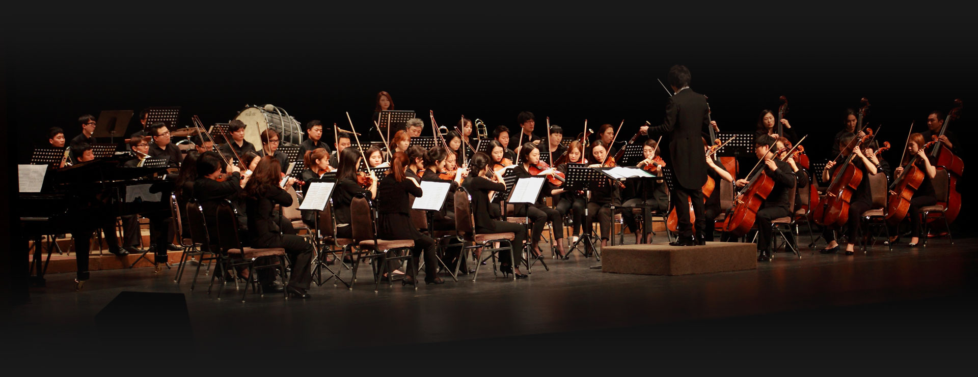 Music - Scores and Sounds